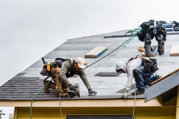 Professional Flat Roof Repair technician working in Greens Farms, CT